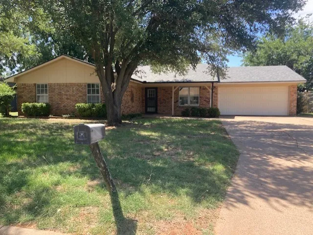1202 Randy Drive Drive Graham, TX 76450