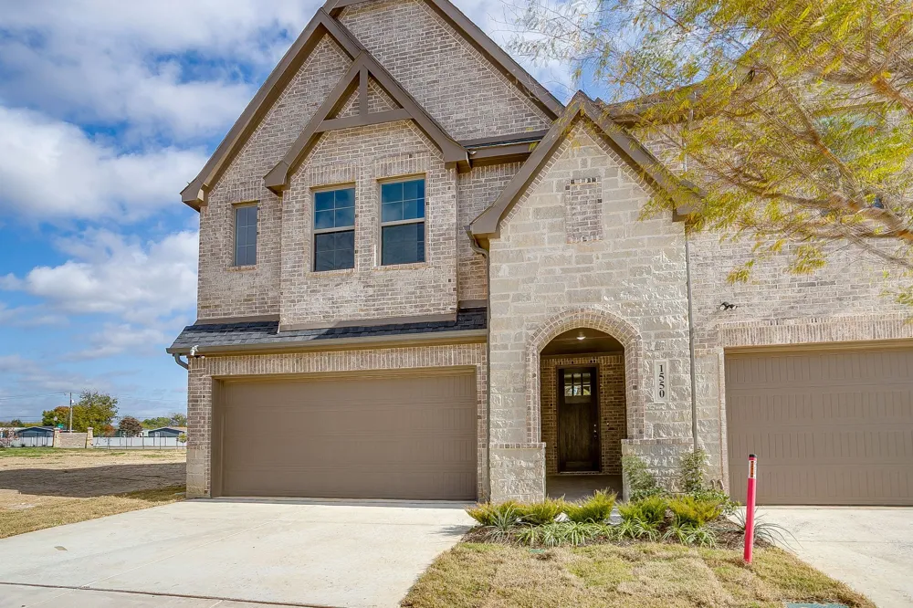 1542 Homeplace Circle Mansfield, TX 76063