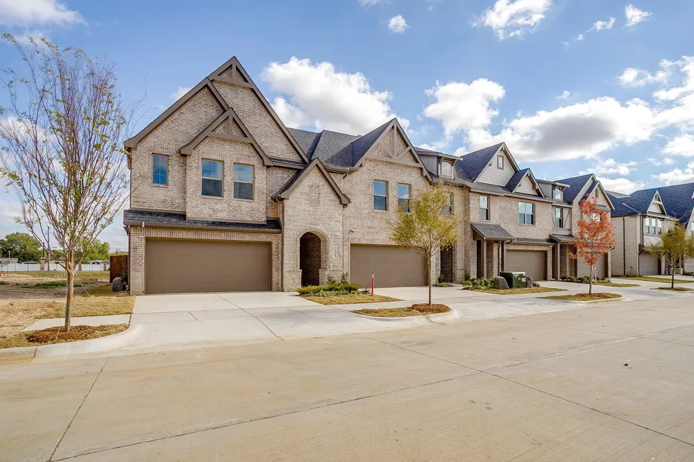 1542 Homeplace Circle Mansfield, TX 76063