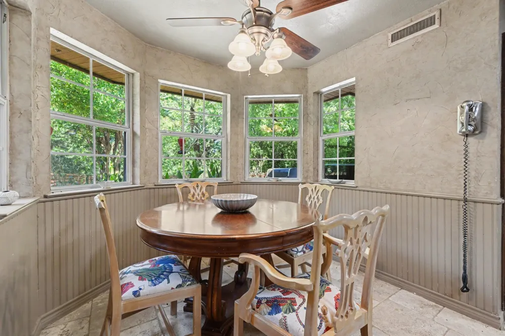 135 Creekside Drive Double Oak, TX 75077