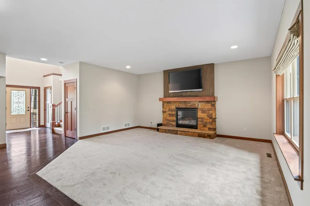 16074 Rhinestone Street NW Ramsey, MN 55303