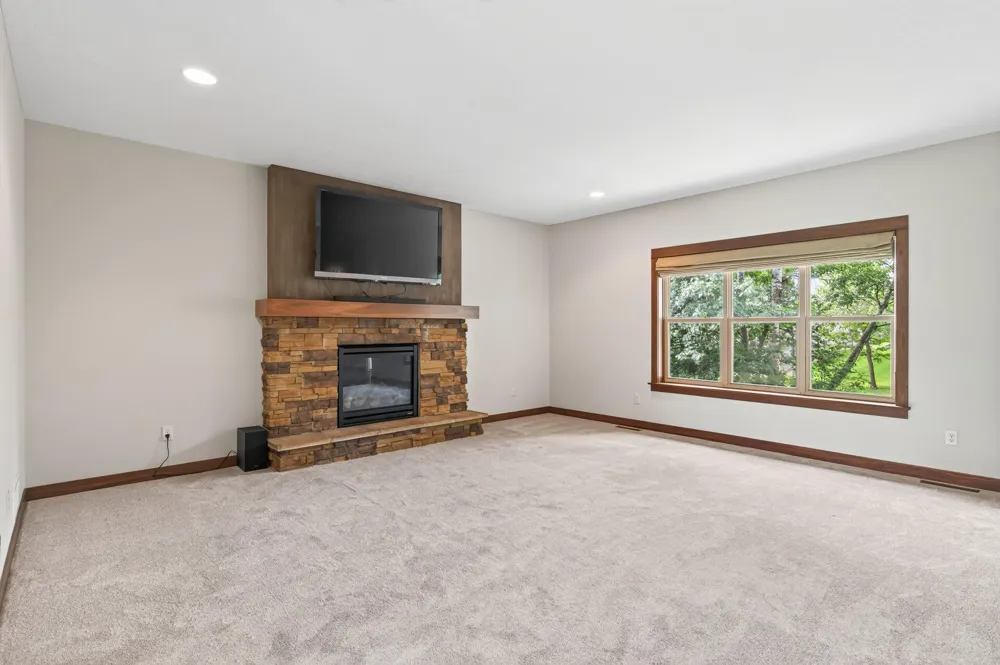 16074 Rhinestone Street NW Ramsey, MN 55303