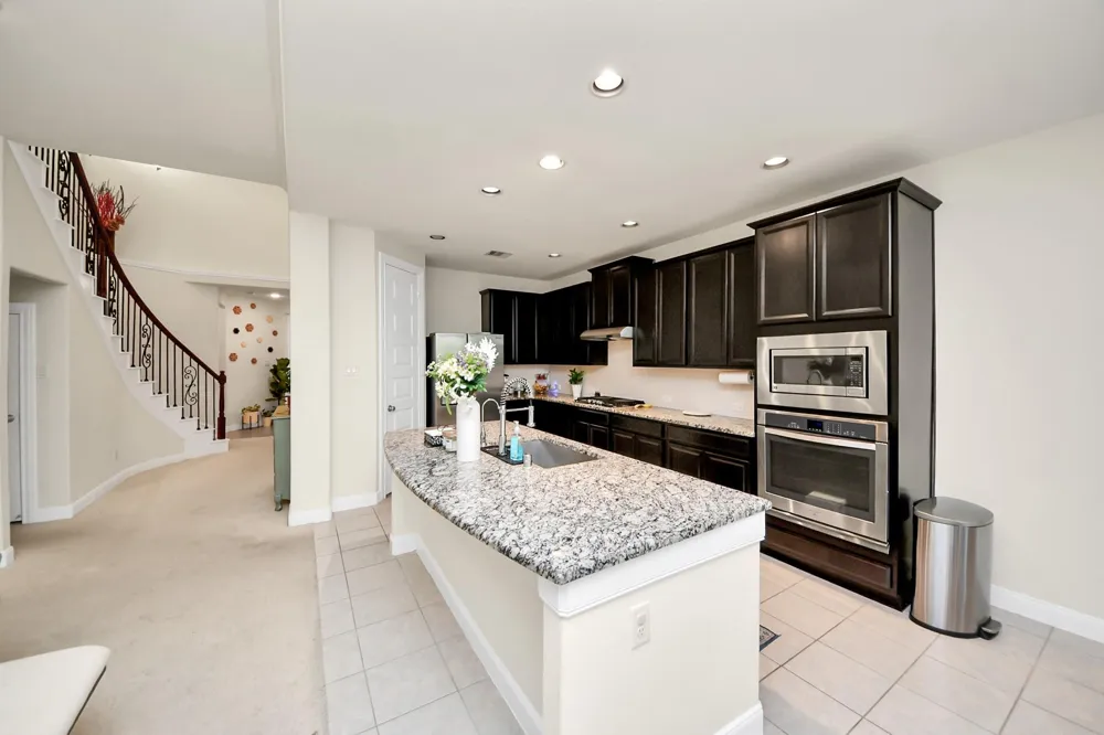818 Butterfly Garden Trail Richmond, TX 77406