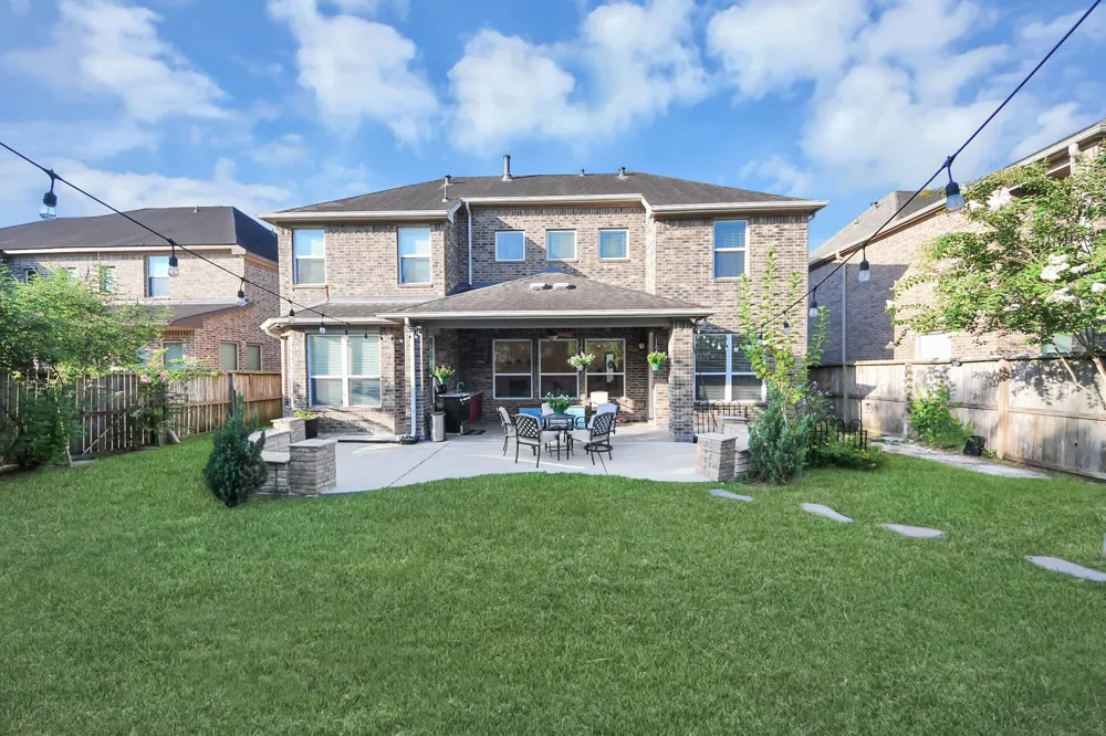 818 Butterfly Garden Trail Richmond, TX 77406