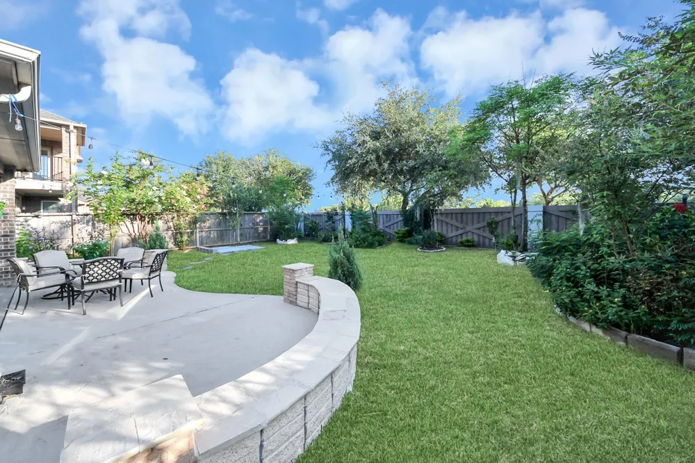 818 Butterfly Garden Trail Richmond, TX 77406