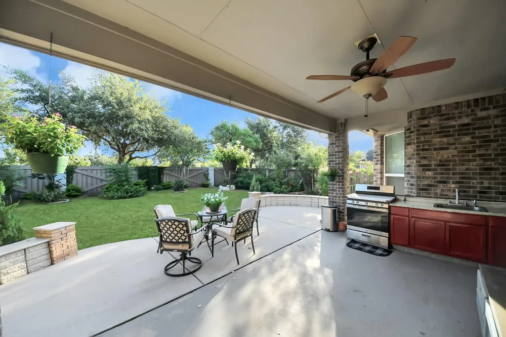 818 Butterfly Garden Trail Richmond, TX 77406