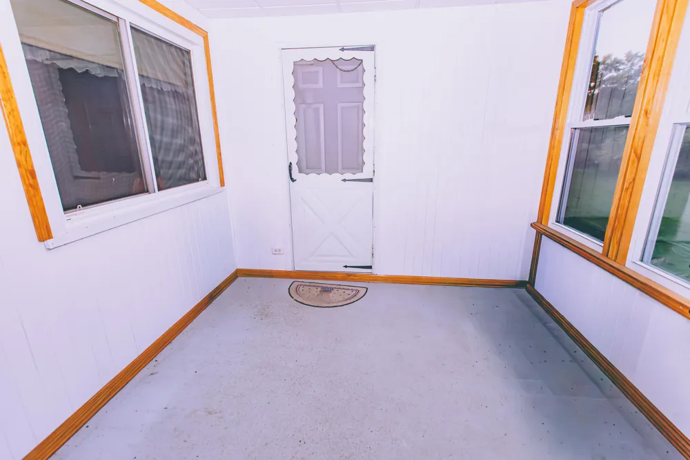 307 Railroad Street Leslie, MI 49251