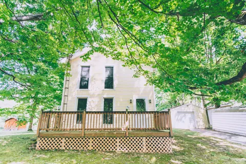 307 Railroad Street