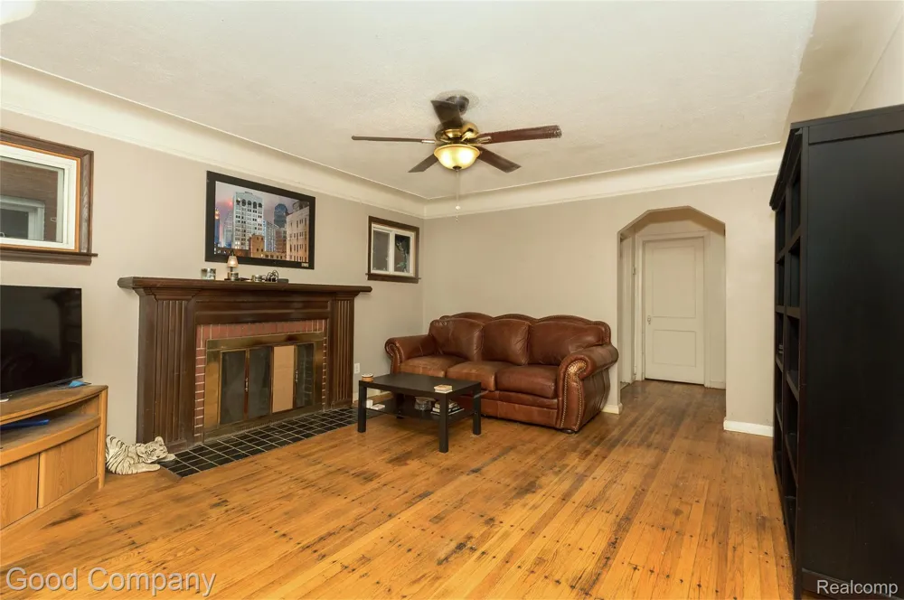 330 E Webster Street Ferndale City, MI 48220