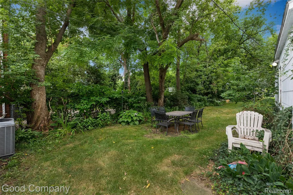 330 E Webster Street Ferndale City, MI 48220