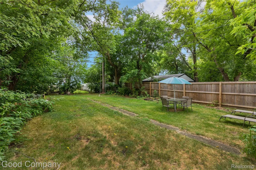 330 E Webster Street Ferndale City, MI 48220