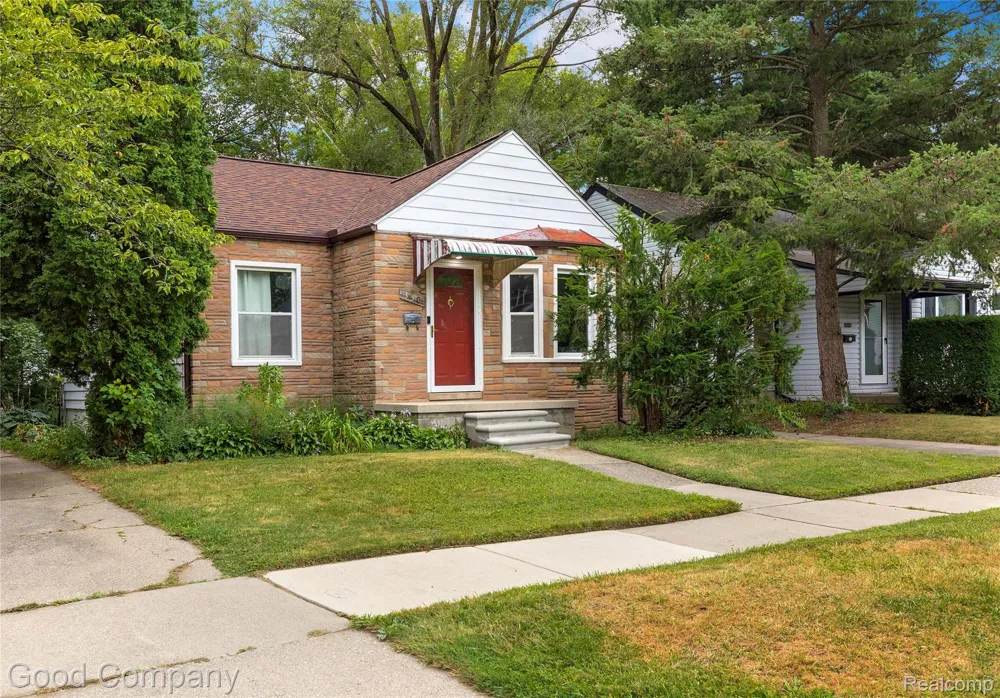 330 E Webster Street Ferndale City, MI 48220