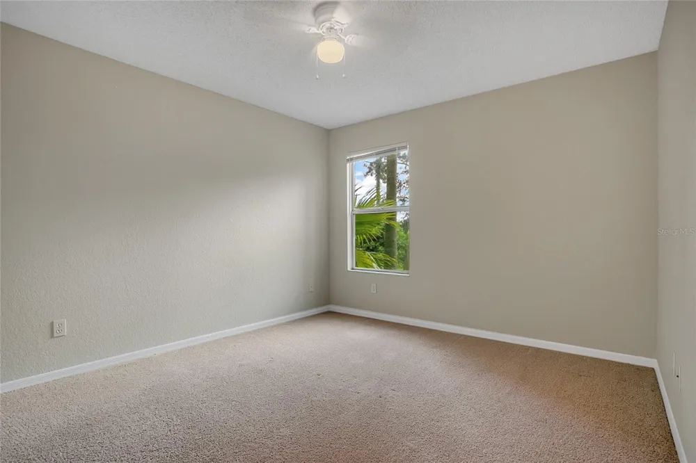 5164 CONROY ROAD #31 Orlando, FL 32811