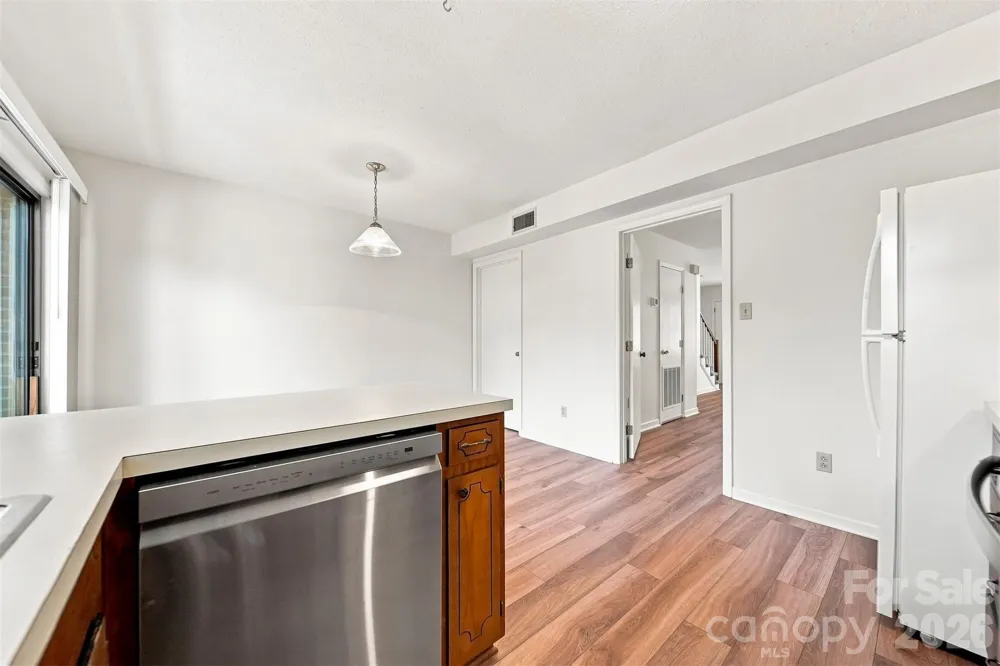 1330 5th Street NE #102 Hickory, NC 28601
