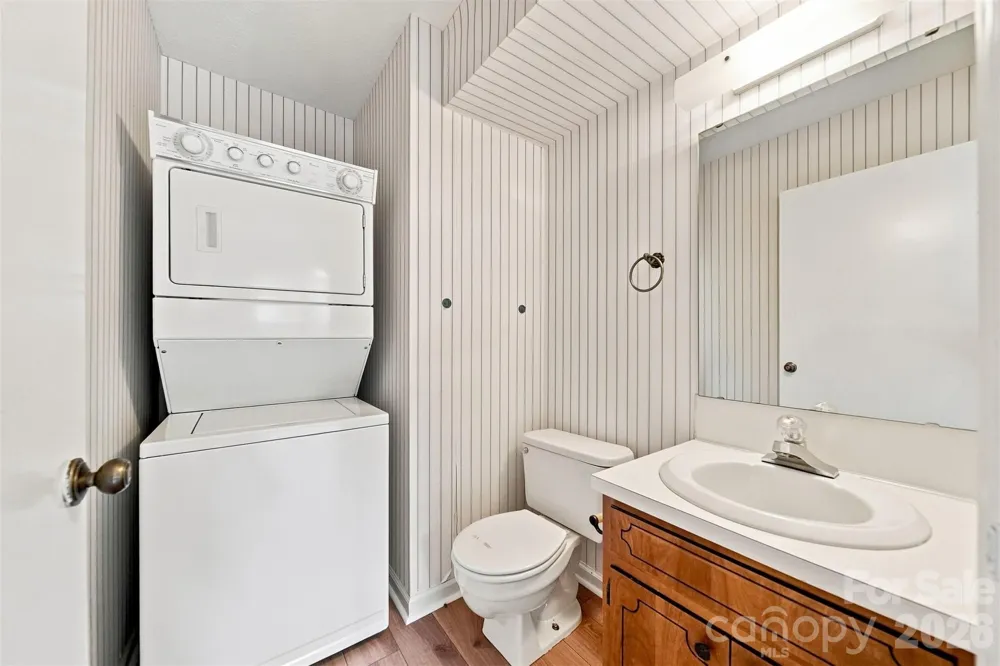 1330 5th Street NE #102 Hickory, NC 28601