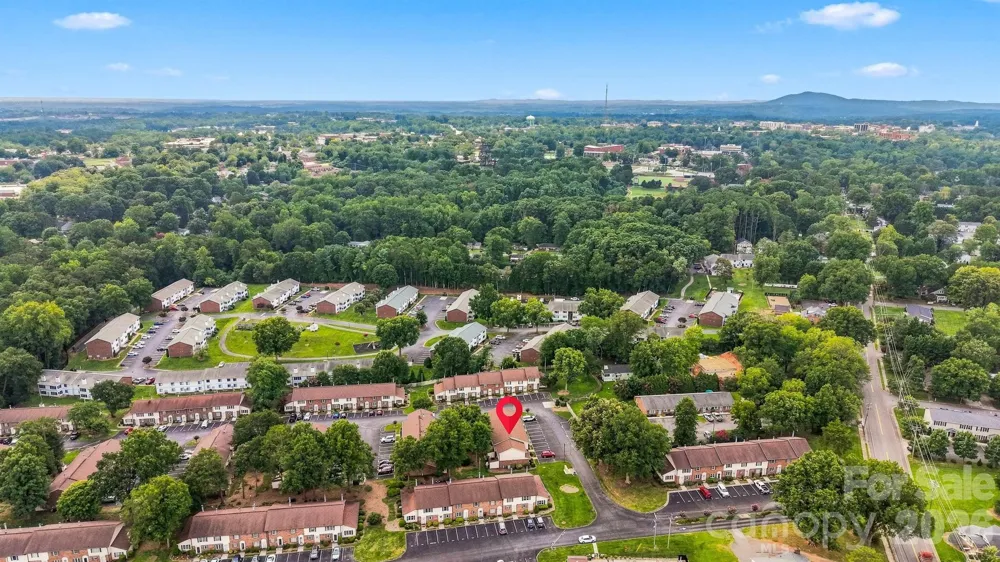 1330 5th Street NE #102 Hickory, NC 28601