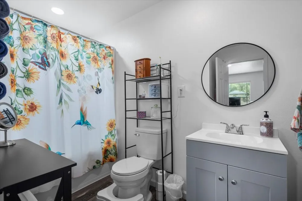 215 HULL STREET Gladewater, TX 75647