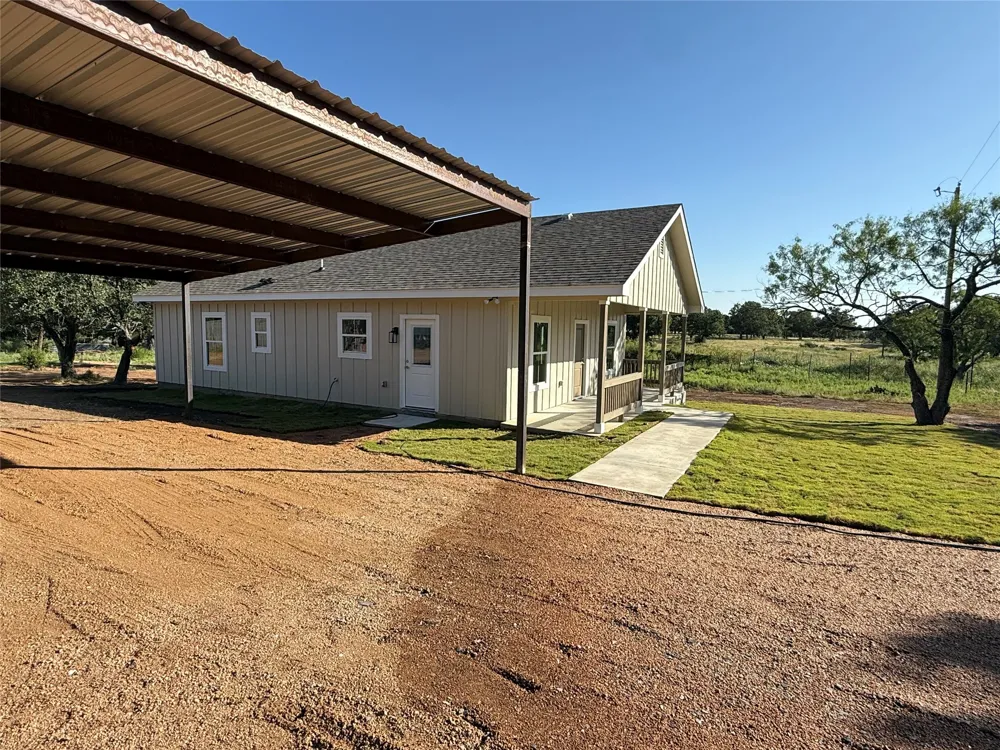 1882 County Road 1154 Lampasas, TX 76550
