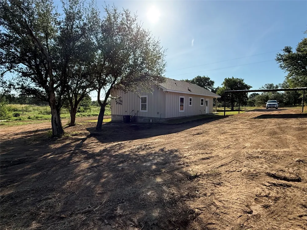 1882 County Road 1154 Lampasas, TX 76550