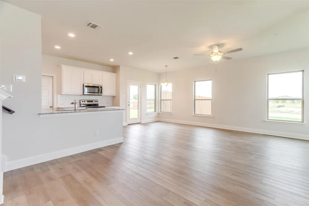 1533 Homeplace Circle Mansfield, TX 76063