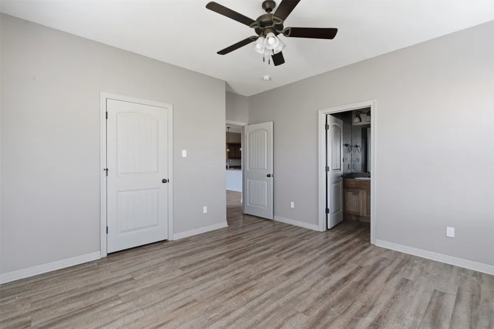 101 W Capps Street #D Rio Vista, TX 76093