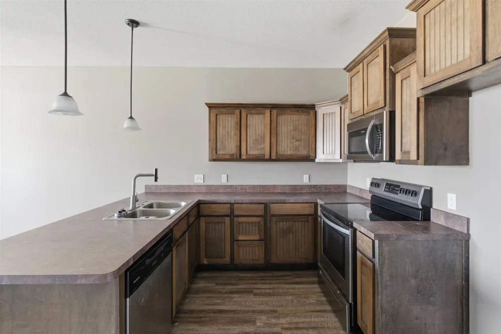 101 W Capps Street #D Rio Vista, TX 76093