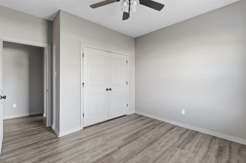 101 W Capps Street #D Rio Vista, TX 76093