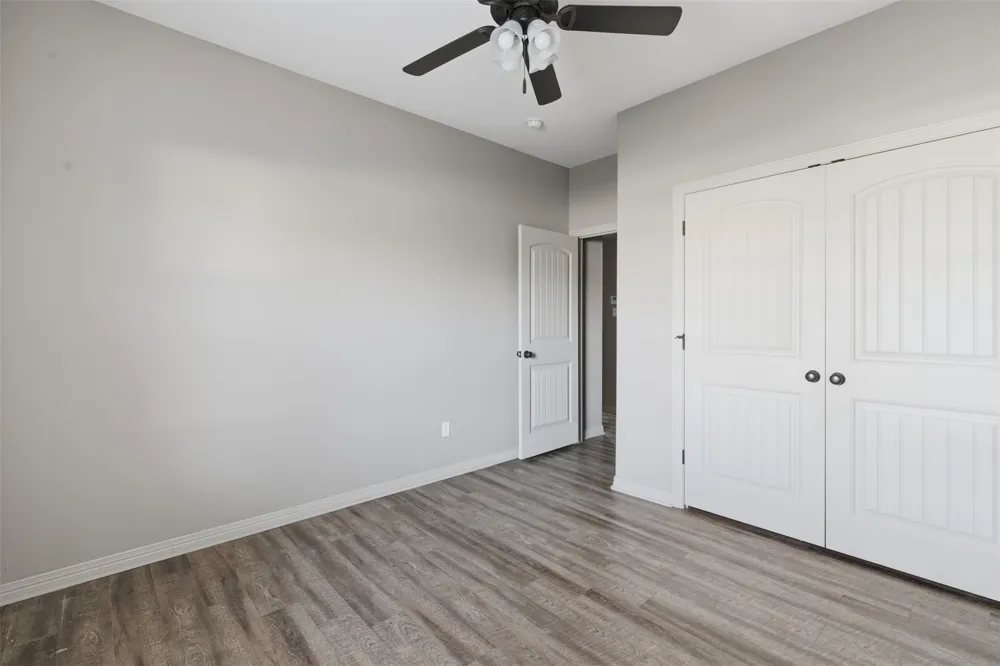 101 W Capps Street #D Rio Vista, TX 76093