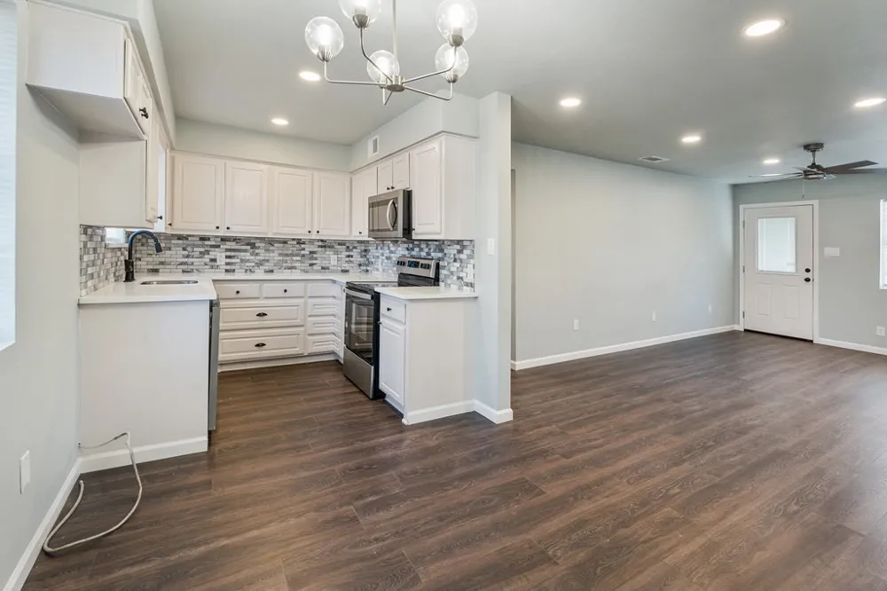 208 Coleman Street Mabank, TX 75147