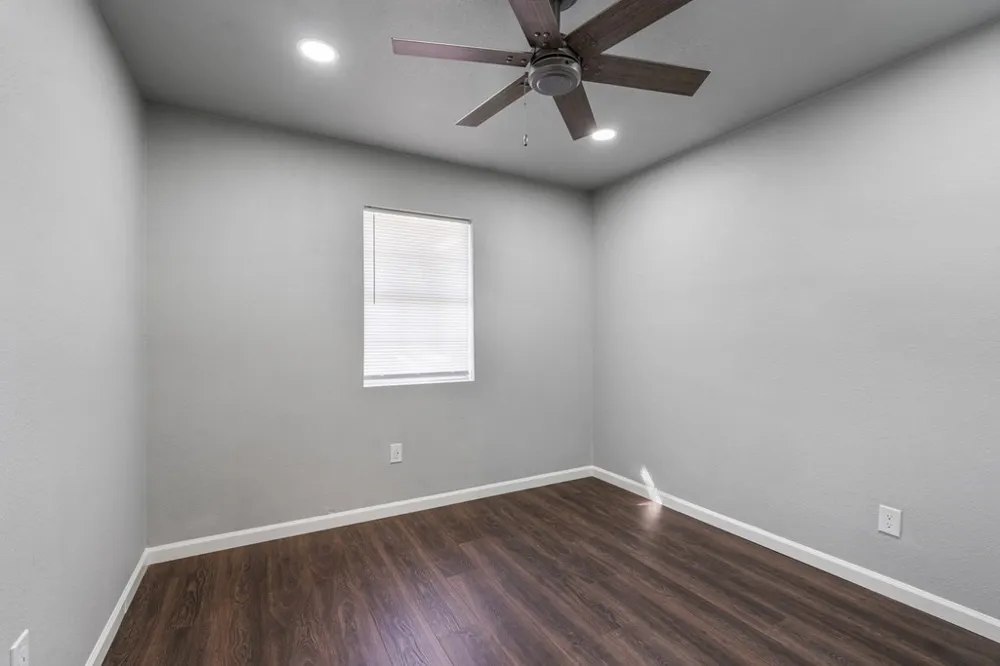 208 Coleman Street Mabank, TX 75147