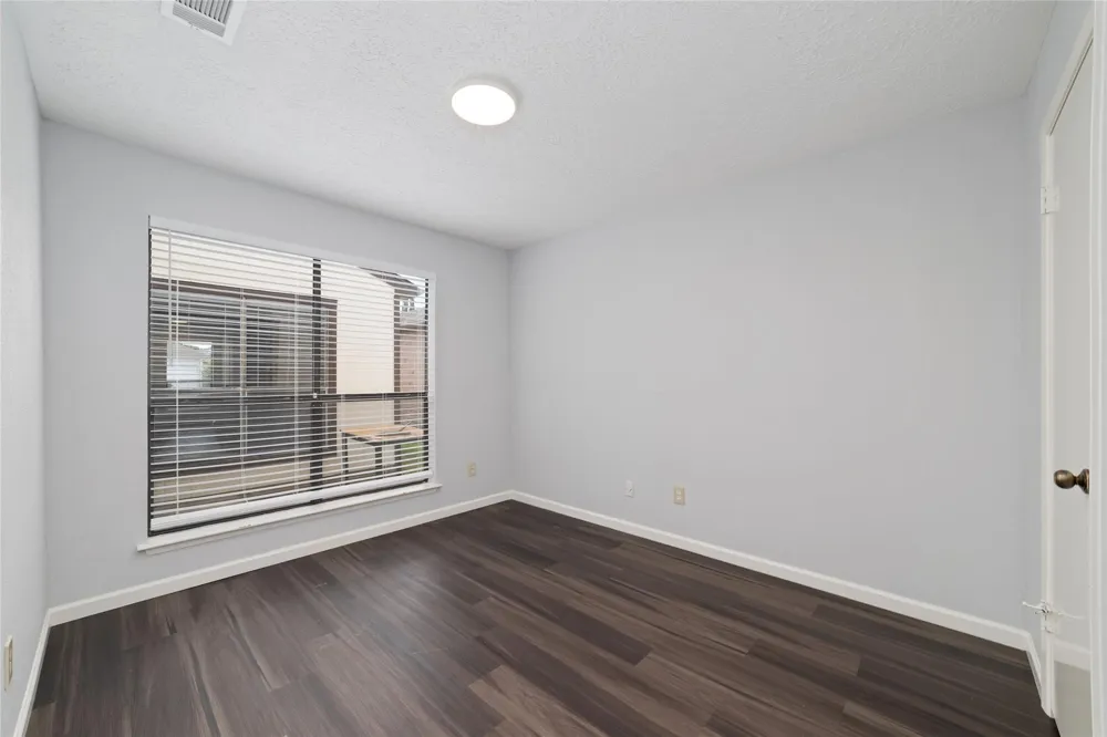 6611 Grandvale Drive Houston, TX 77072