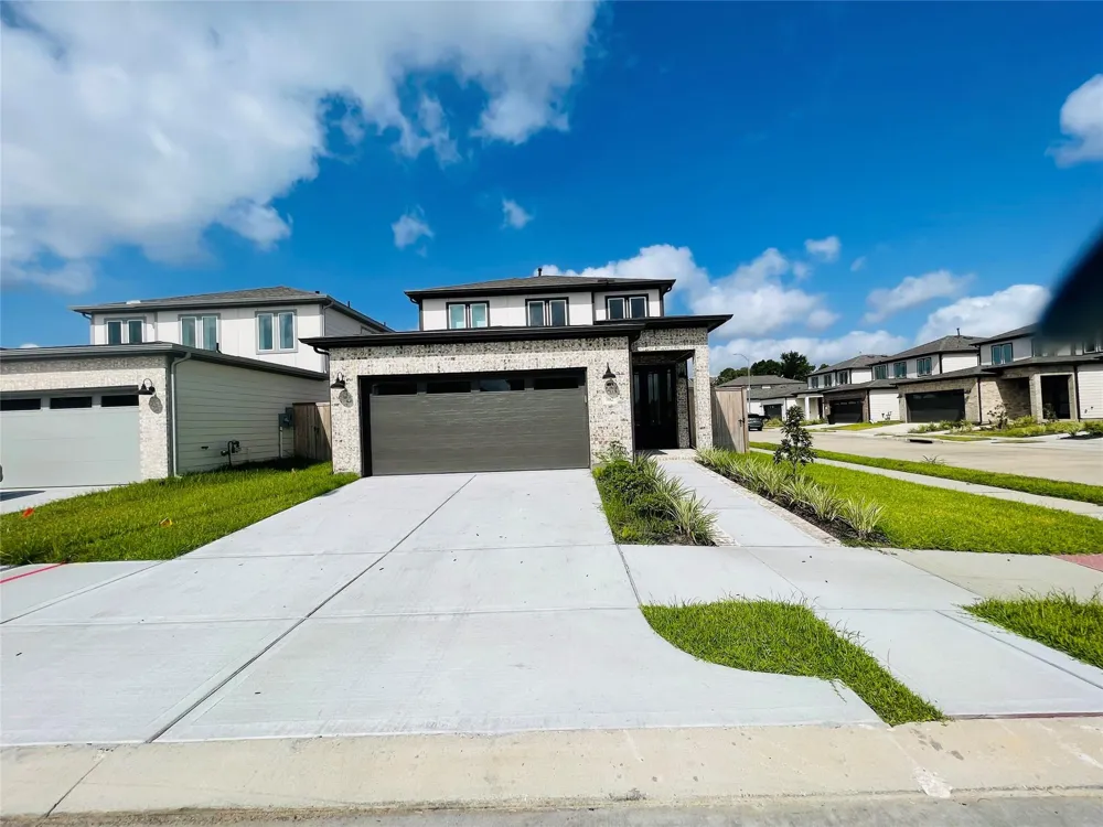 702 Sonfield Drive Stafford, TX 77477