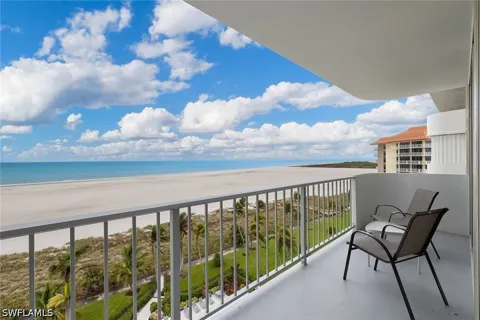 Seaview Court #S-902