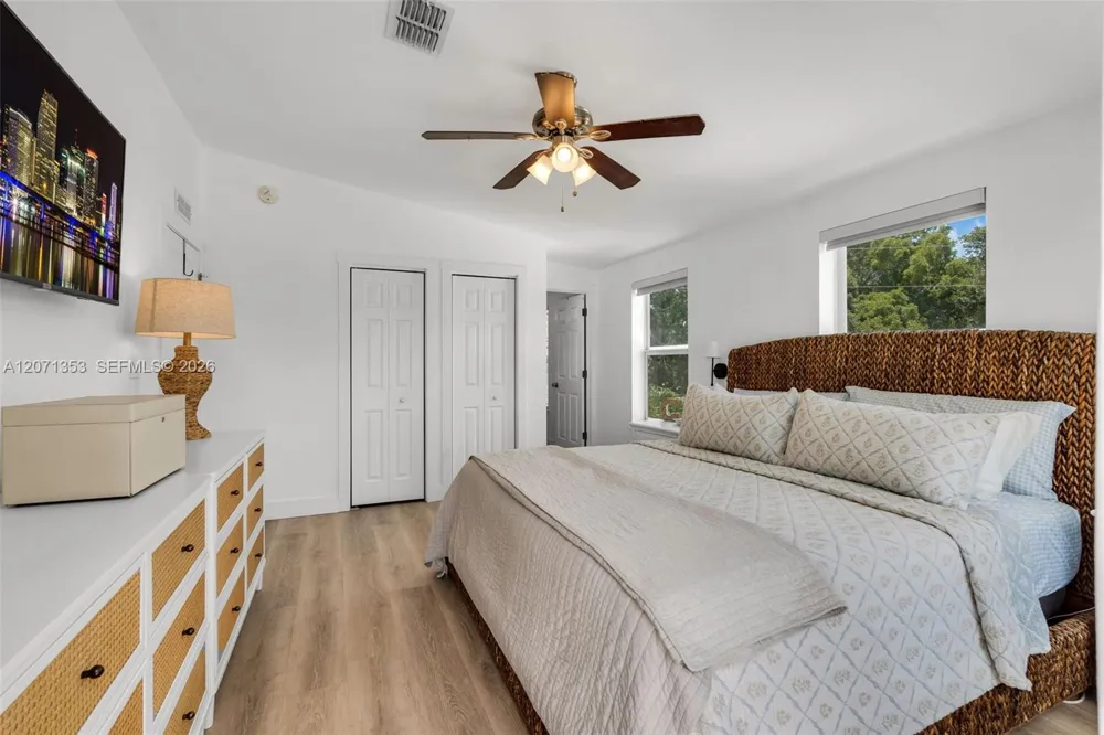 21 Mockingbird Rd Key Largo, FL 33037