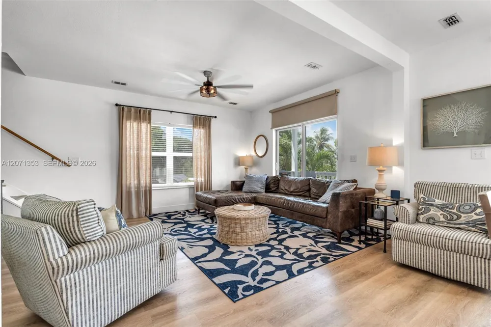 21 Mockingbird Rd Key Largo, FL 33037