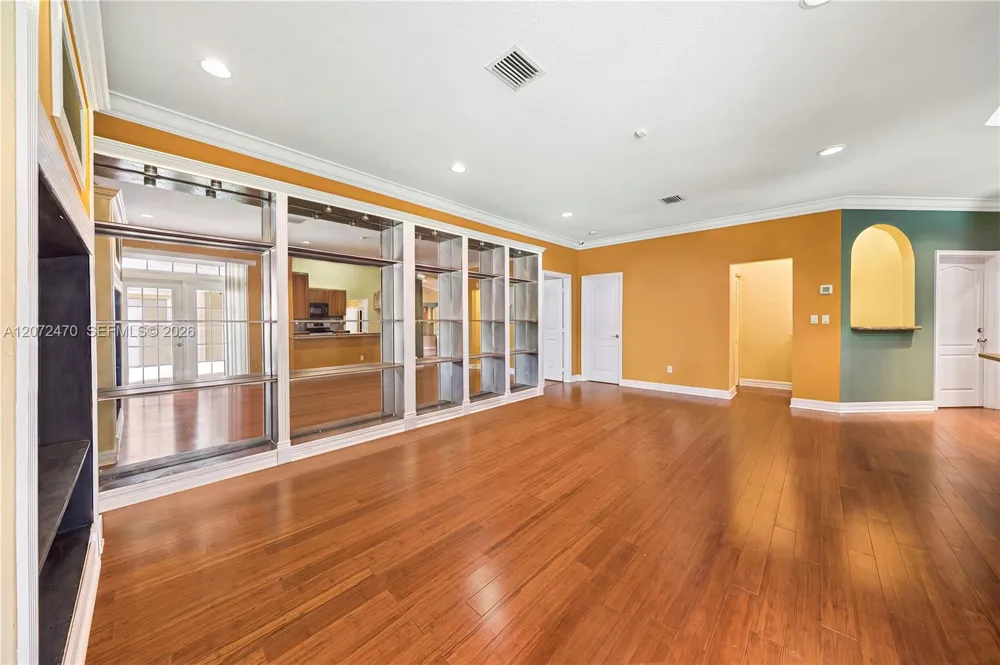 15720 SW 252nd St Homestead, FL 33031