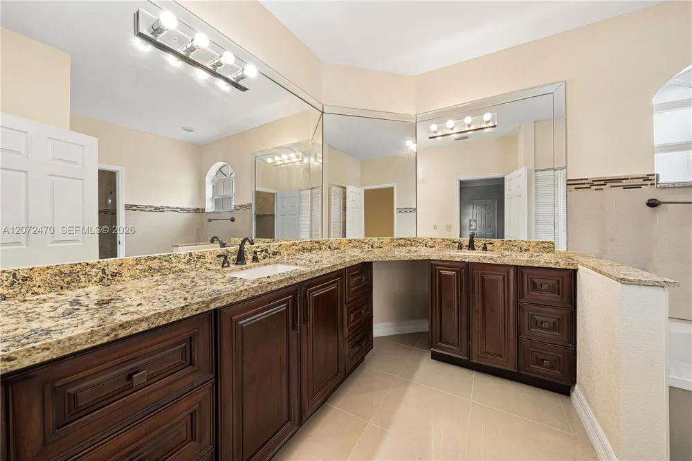 15720 SW 252nd St Homestead, FL 33031