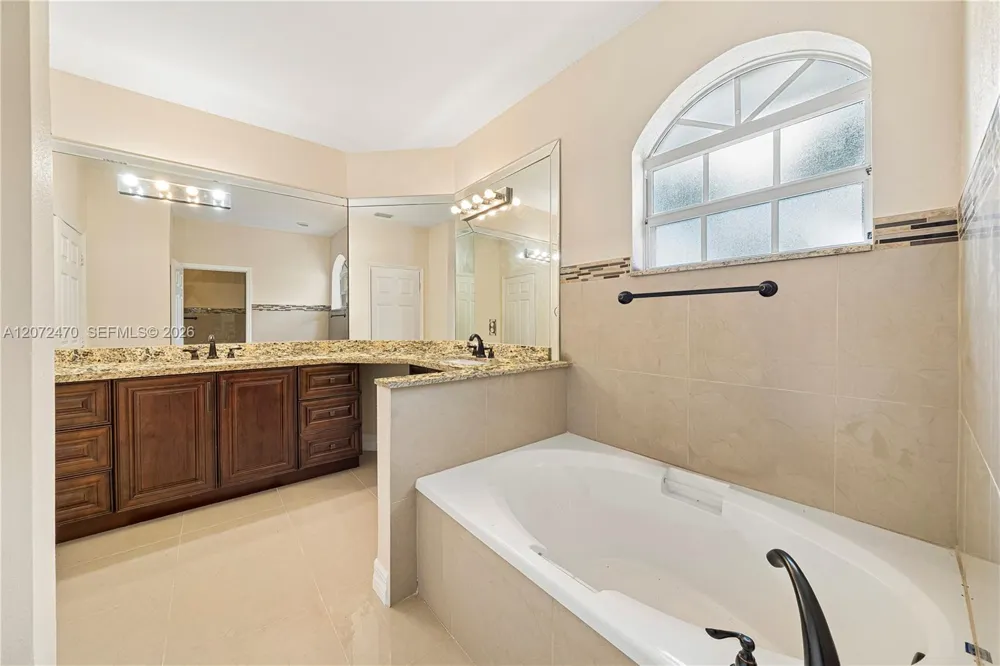 15720 SW 252nd St Homestead, FL 33031