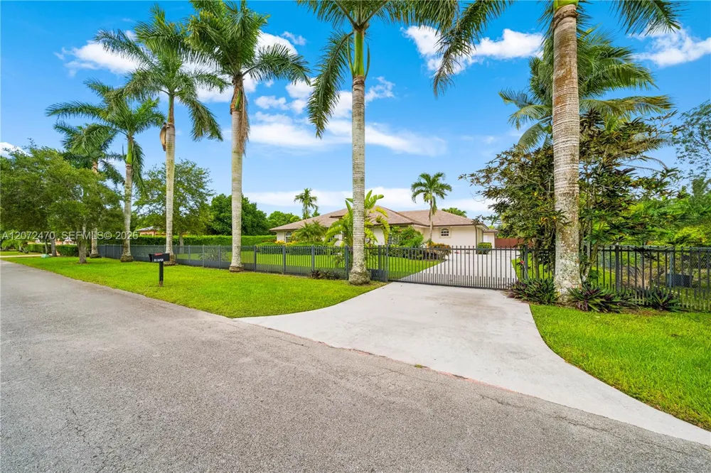 15720 SW 252nd St Homestead, FL 33031