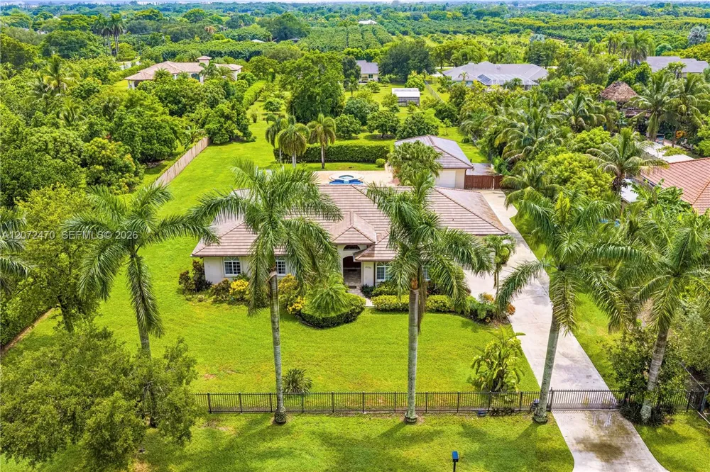 15720 SW 252nd St Homestead, FL 33031