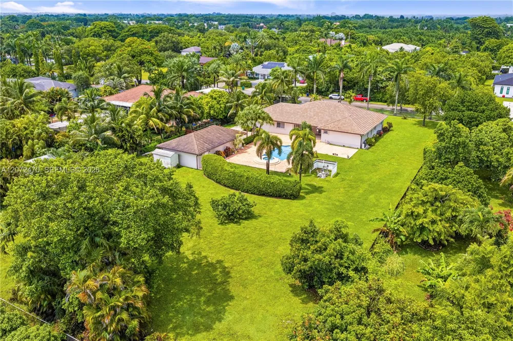 15720 SW 252nd St Homestead, FL 33031