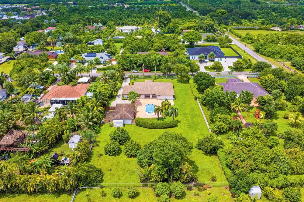 15720 SW 252nd St Homestead, FL 33031