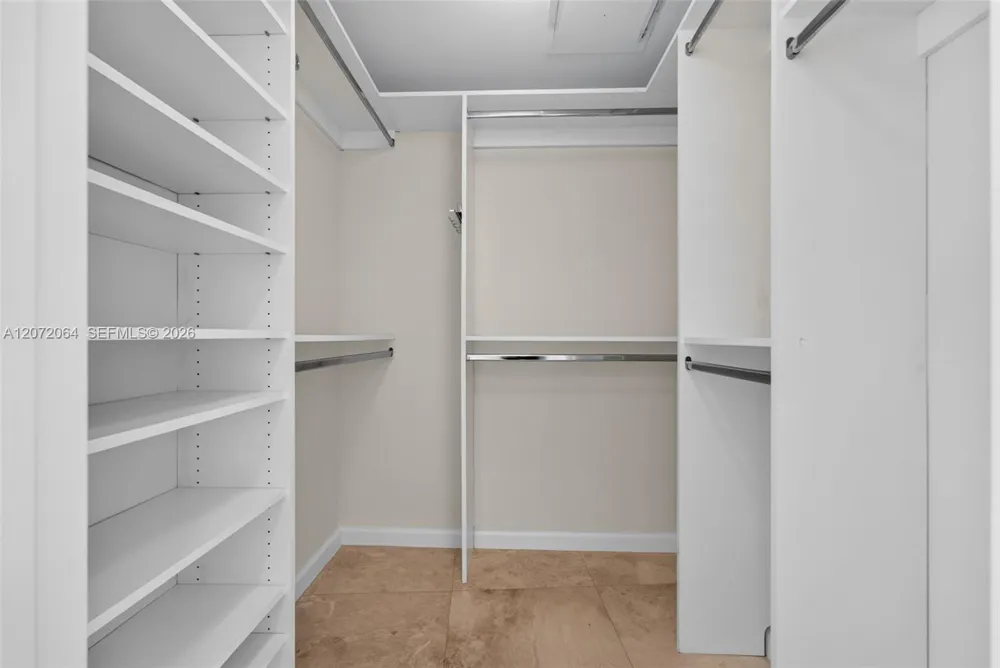 465 Brickell Ave #419 Miami, FL 33131