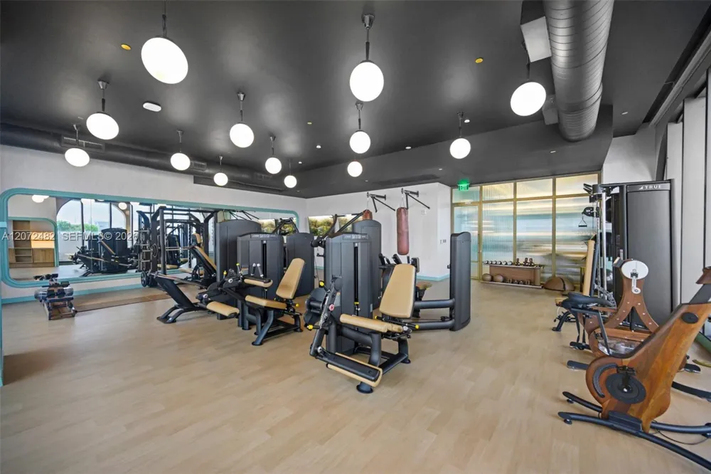 2700 NW 2nd Ave #201 Miami, FL 33127