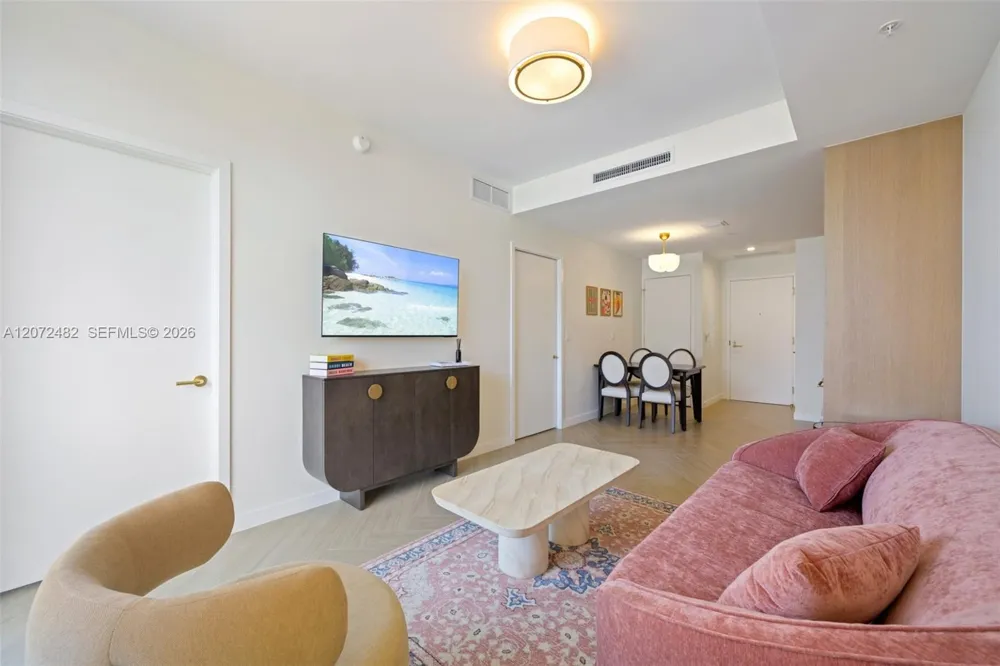 2700 NW 2nd Ave #201 Miami, FL 33127