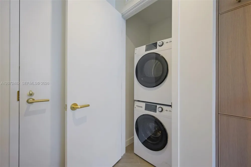 2700 NW 2nd Ave #201 Miami, FL 33127
