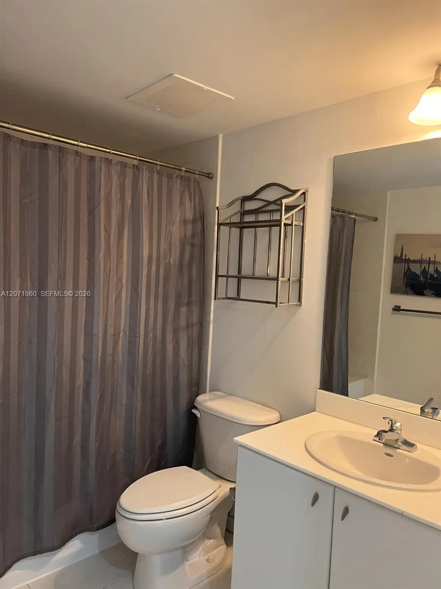 2740 SW 28th Ter #206 Miami, FL 33133