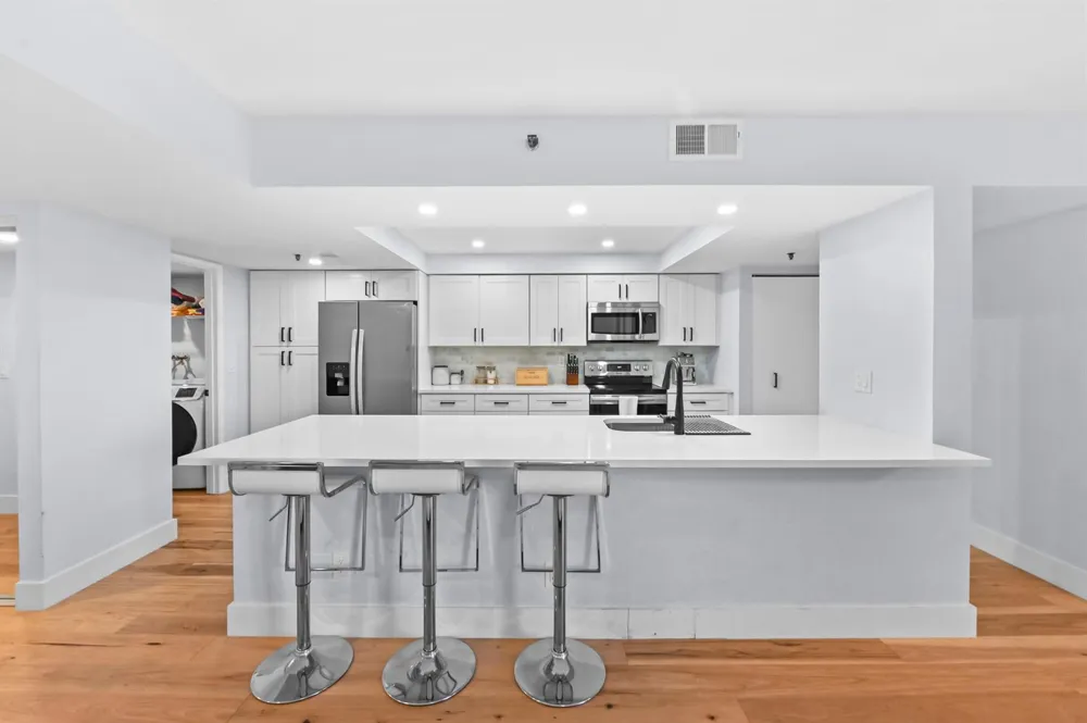 955 Egret Circle #408 Delray Beach, FL 33444
