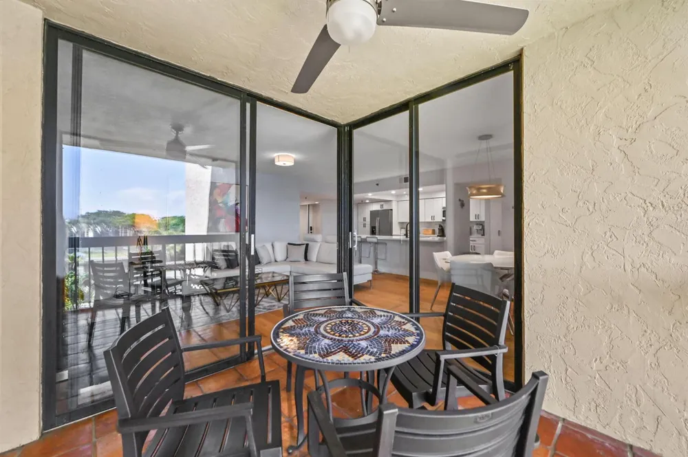 955 Egret Circle #408 Delray Beach, FL 33444