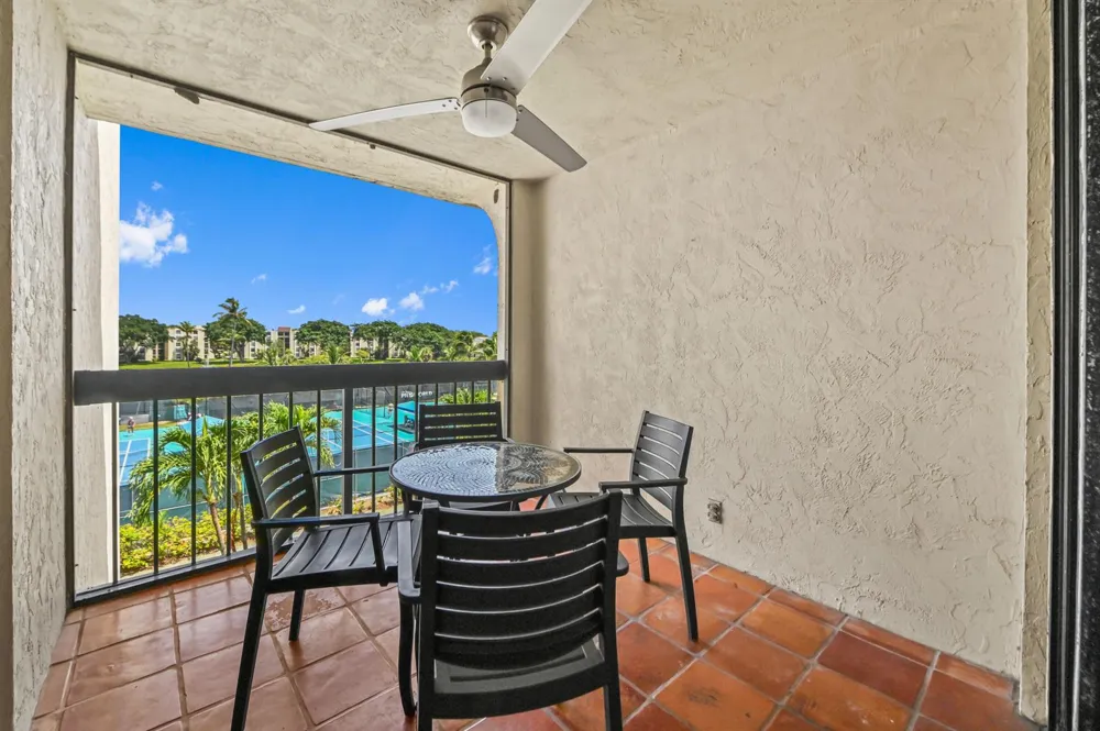 955 Egret Circle #408 Delray Beach, FL 33444